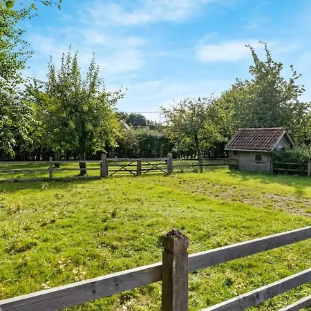 Huswell - Authentic Vacation 'de Blauwe Kroon' Holiday home